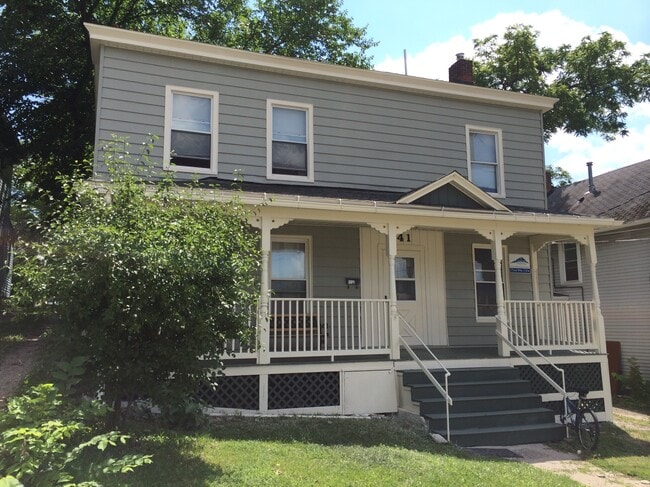 Building Photo - 541 S 4th Ave Rental