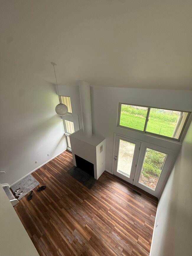 Photo - 1051 Danby Rd Unidad A3