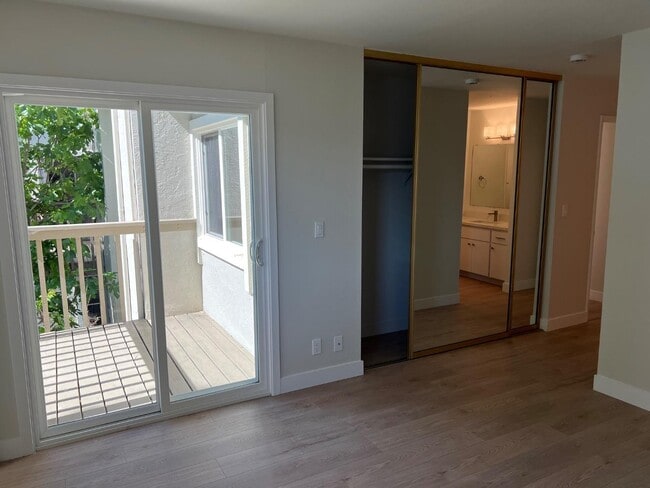 Photo - 210 Beach Park Blvd