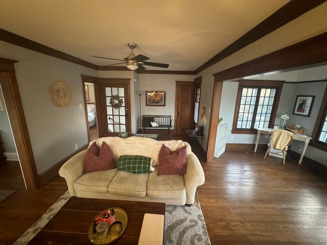 Photo - 3615 N Maryland Ave