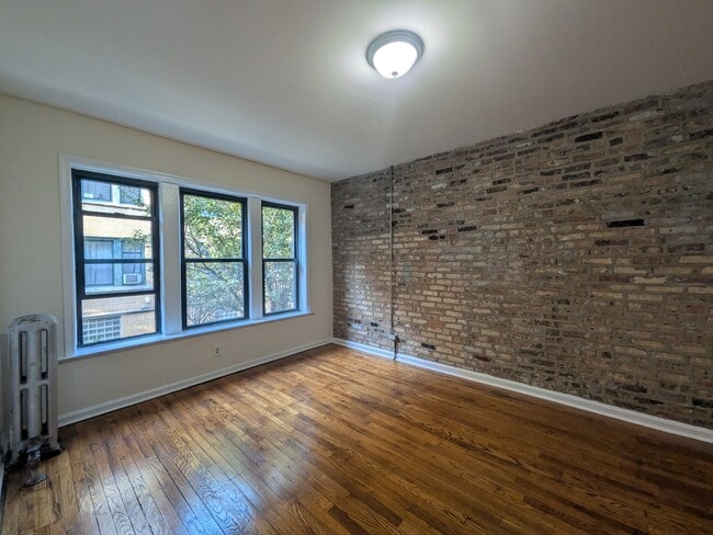 Photo - 2332 N Spaulding Ave Unit 1A