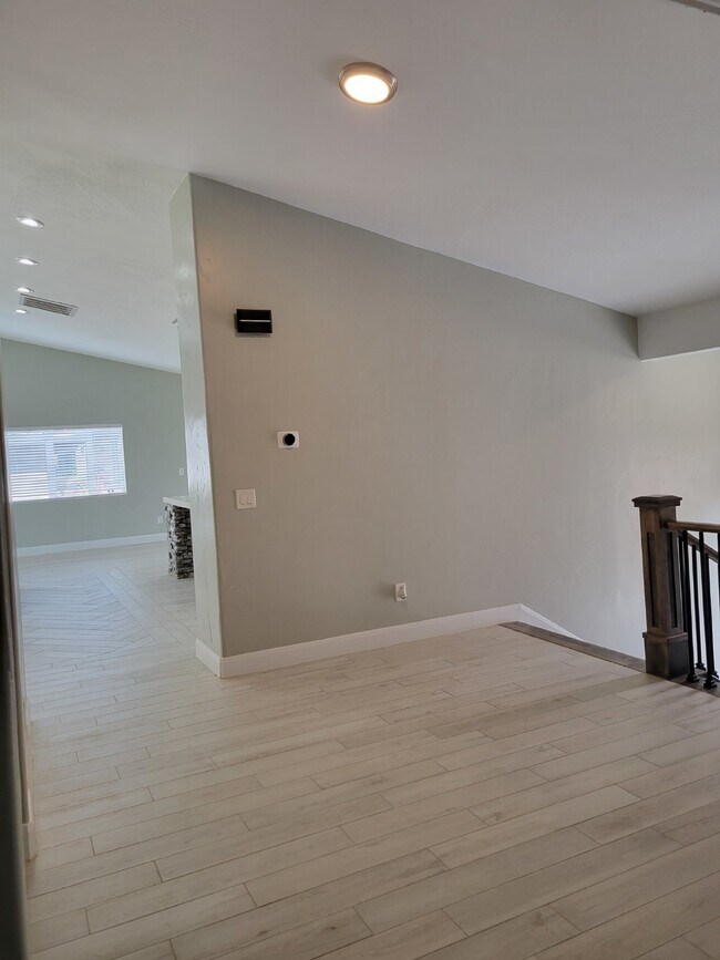 Spacious CUSTOM 4-Bedroom Home with 3 Bathrooms and an office in Hildale, UT - A Must-See Rental ...