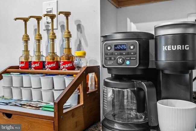 Photo - 569 N 20th St