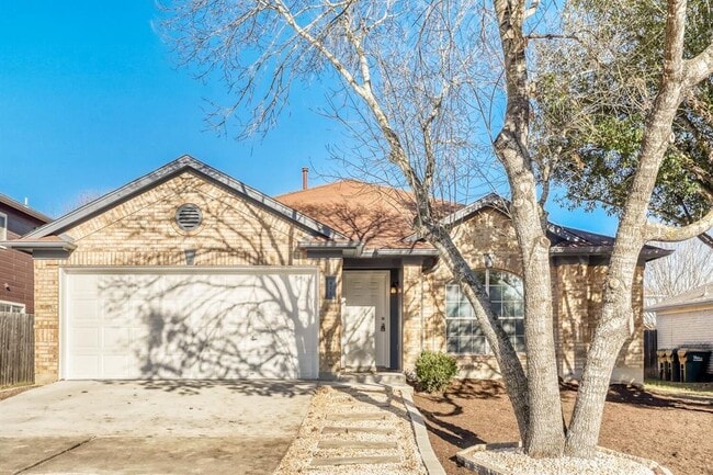 Building Photo - 411 Masonwood Dr