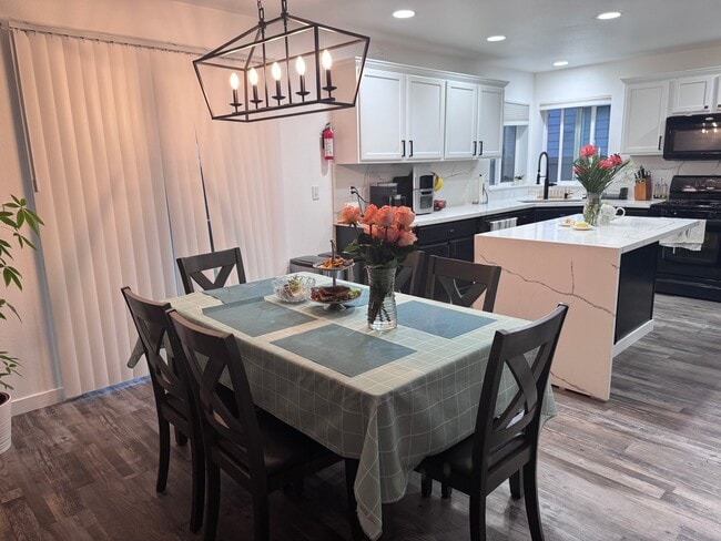 Building Photo - 27409 237th Pl SE