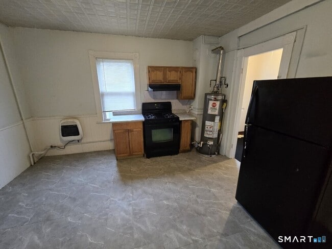 Photo - 779 E Main St Unit 2nd floor