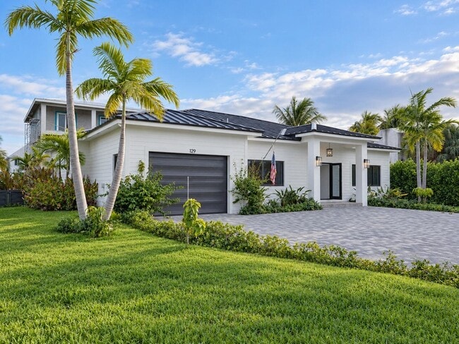 Photo - 129 Indies Dr S