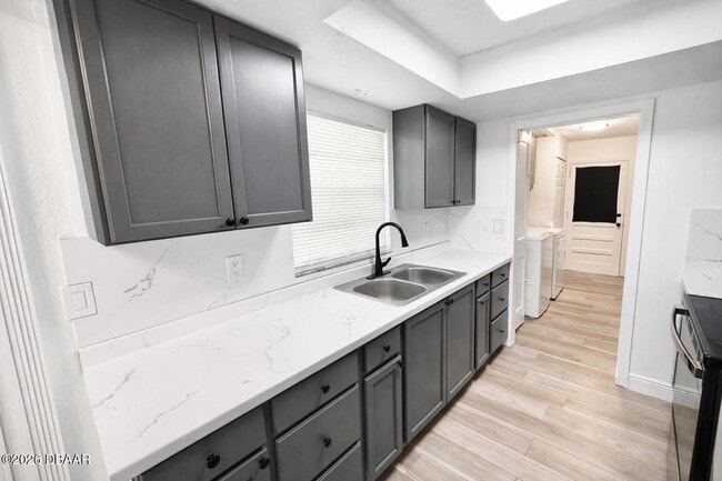 Photo - 929 Derbyshire Rd