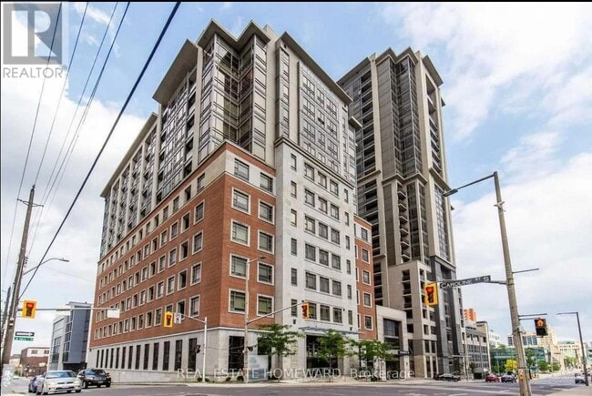 Photo - 150 Main St W Unité 312