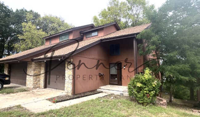 Building Photo - 1332 W 24TH Rental