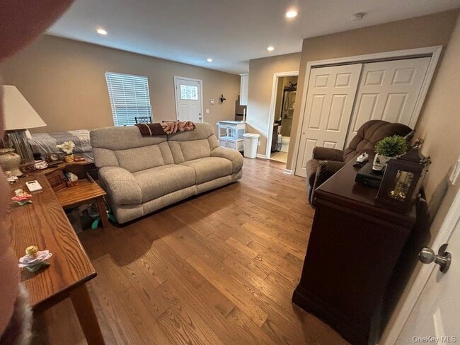 Photo - 23 Wellington Rd