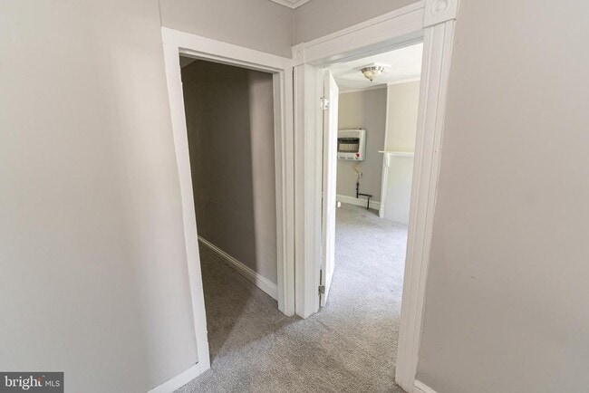 Photo - 824 Park Ln