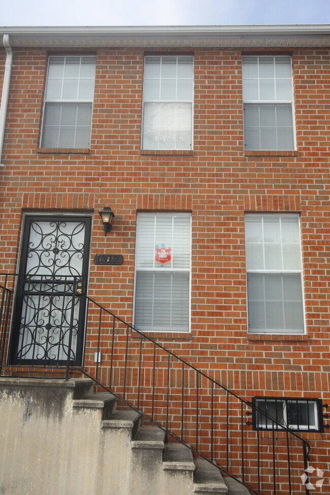 Building Photo - 1312 N Stockton St Rental