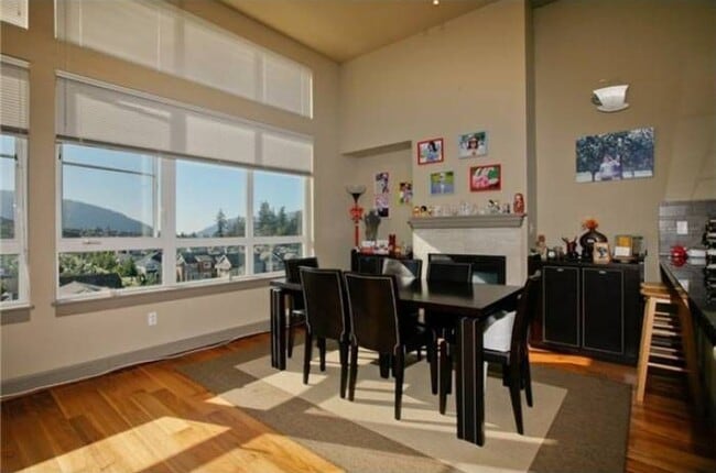 Photo - 1840 25th Ave NE Unit 402