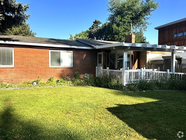 Building Photo - 1209 N Roosevelt St Rental