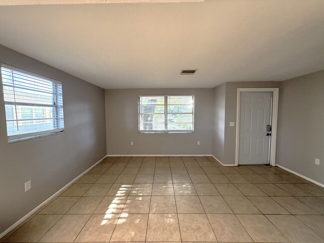 Photo - 611 Osceola Rd