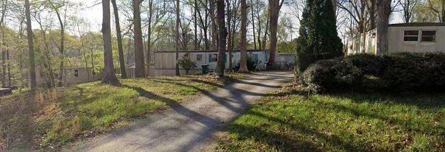 Building Photo - 511 Homestead Dr