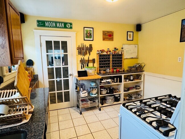 Photo - 106 Bennett St Unit 2