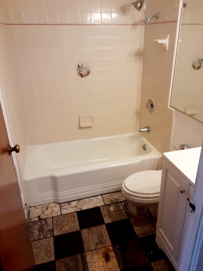 Photo - 180 Dakota Ave Unit 62