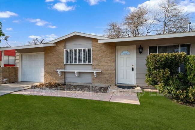 Photo - 301 Deborah Dr