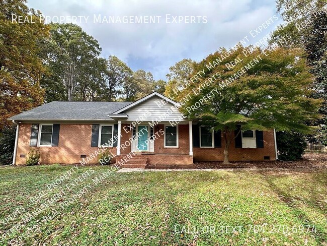 Charming 3BR/2BA house in Charlotte! - Charming 3BR/2BA house in Charlotte!