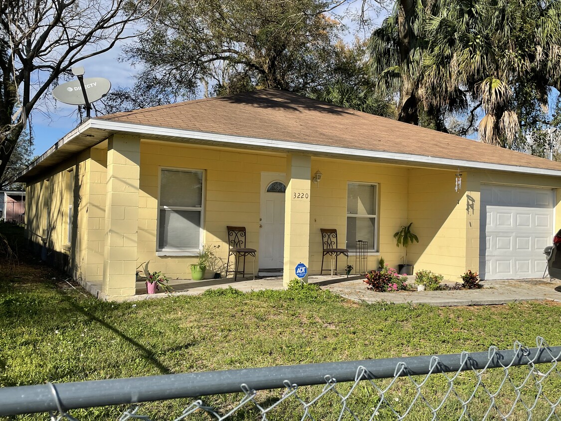 Photo - 3220 E Caracas St (Tampa, FL)
