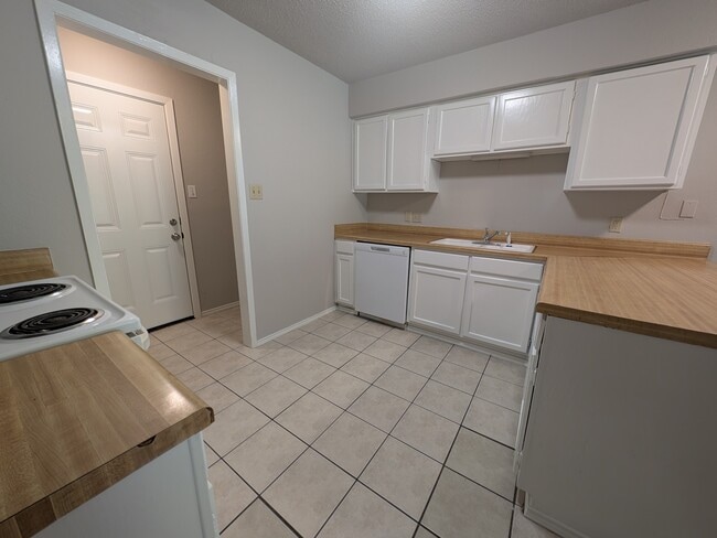 Photo - 5312 Hastings Dr