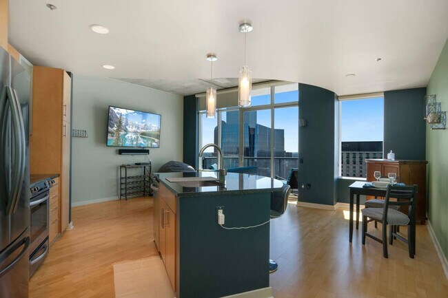 Photo - 1511 Champa St Unit ID1013125P