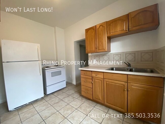 Building Photo - 926 Binford St Unit 2 Rental