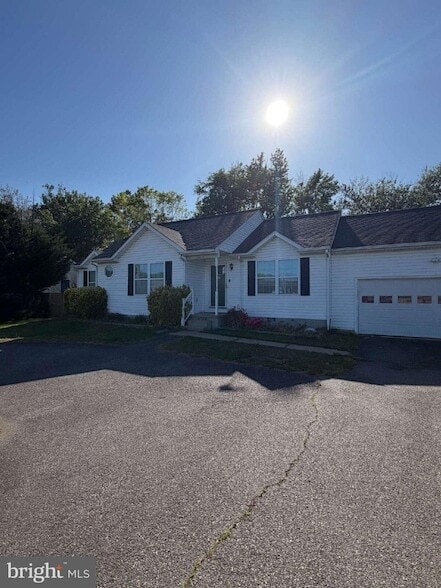 Photo - 11016 Leavells Rd
