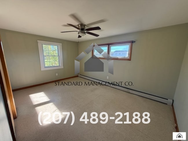 Photo - Three Bedroom Single Family House for Rent...