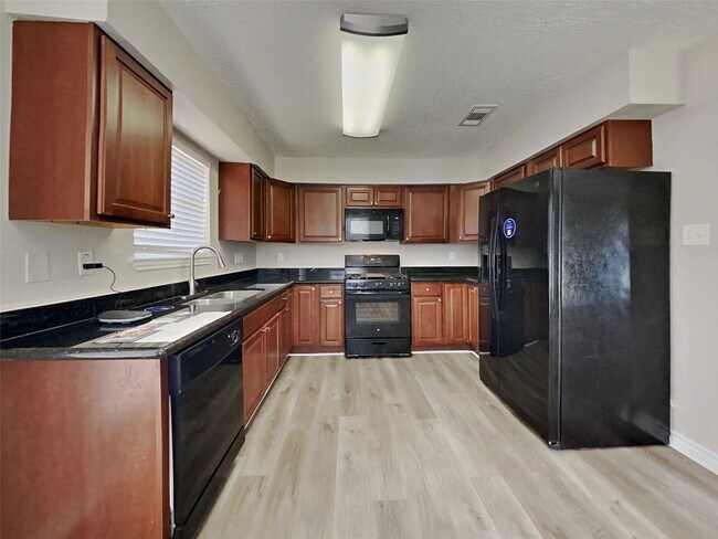 Photo - 24107 Lone Elm Dr