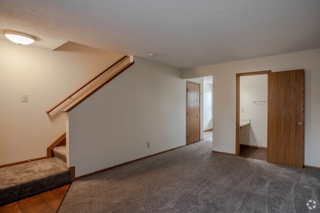 The Quartz - 2 Br, 1.5 Ba - 960 SF