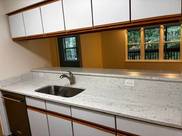 Photo - 1357 Heatherwood Ln
