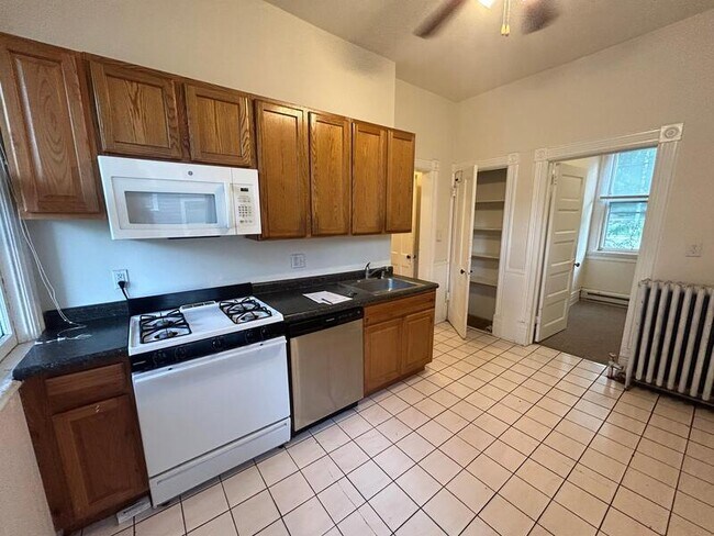 Photo - 319 N Pinckney St Unidad 1