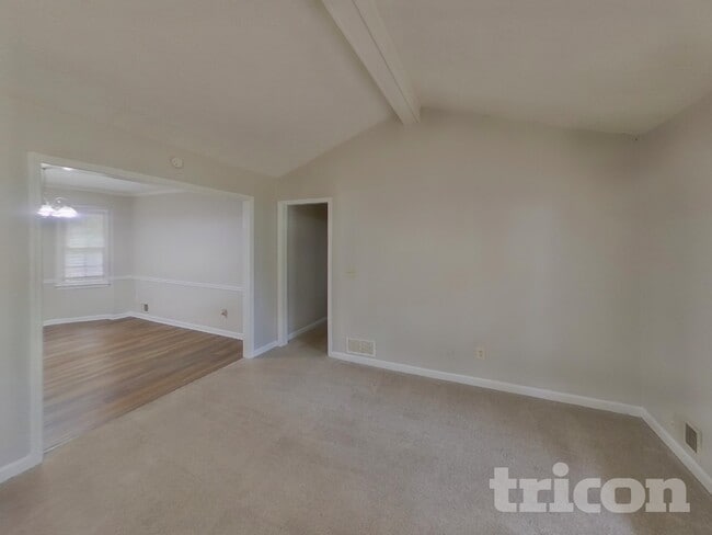 Photo - 507 Ironwood Ct SE