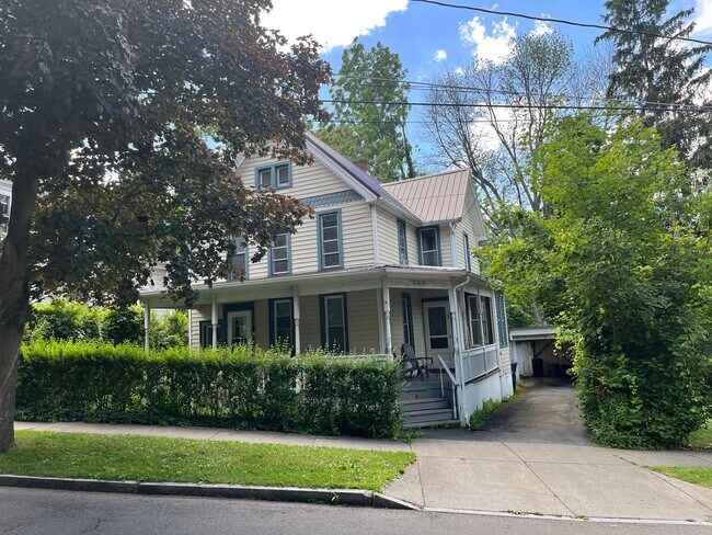 208 Hudson St Unit 208 hudson st APT 2