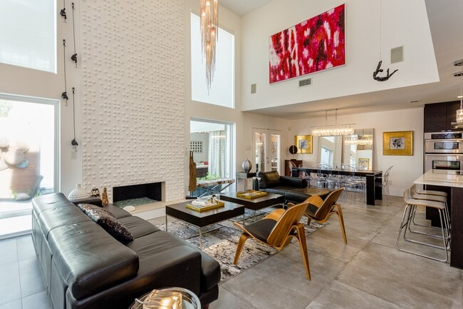 Building Photo - 2005 Potomac Dr