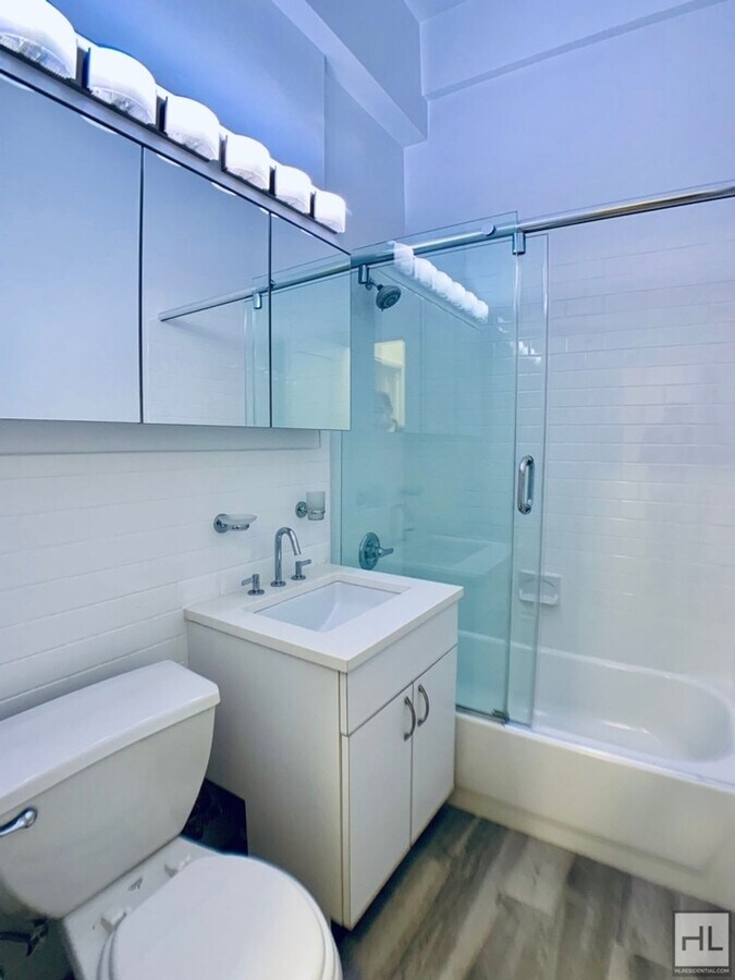 Photo - EAST 35 STREET Unidad 9H