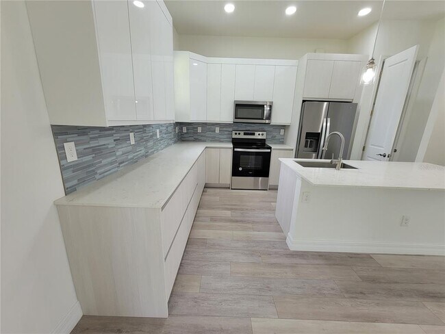 Photo - 2721 Parasol Ln