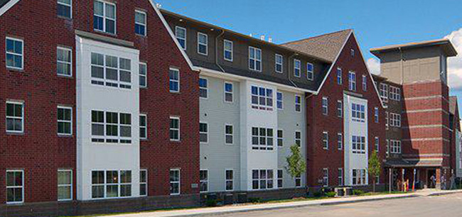 Photo - College Suites at Cortland Apartments