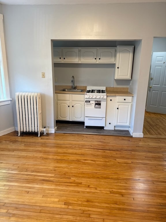 Building Photo - 160 Strathmore Rd Unit 11 Rental