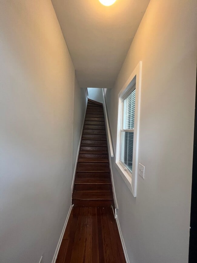 Photo - Charming Historic Duplex In the Heart if Savannah's Historic District