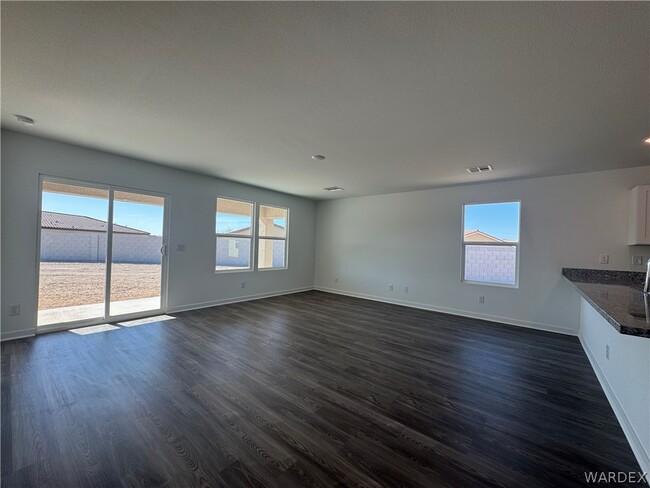 Photo - 1814 Aloe Ln