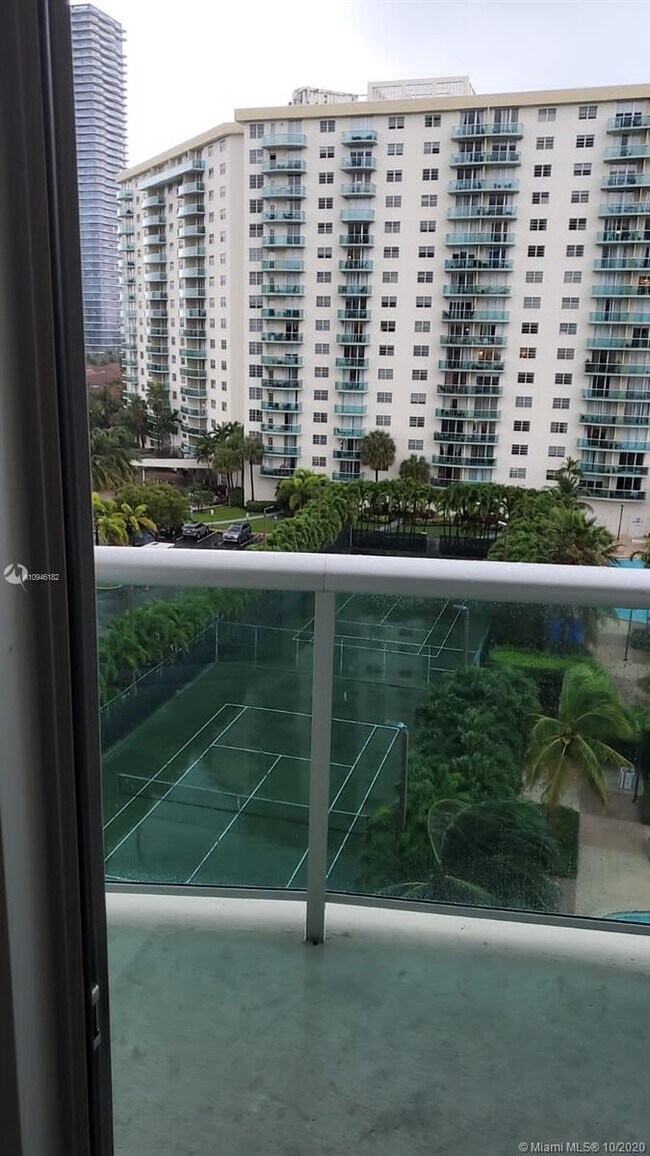 Photo - 19380 Collins Ave Unit 808