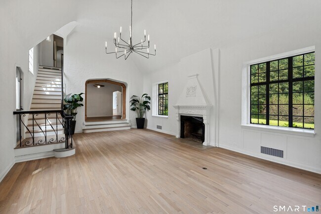 5 Sherwood Ave