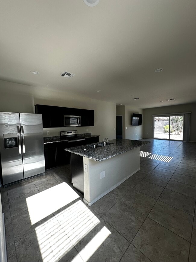 Photo - 35288 W San Alvarez Ave