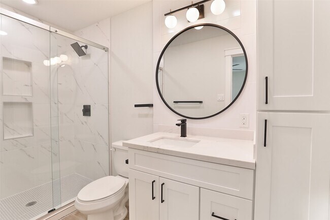 Photo - 9511 Fondren Rd