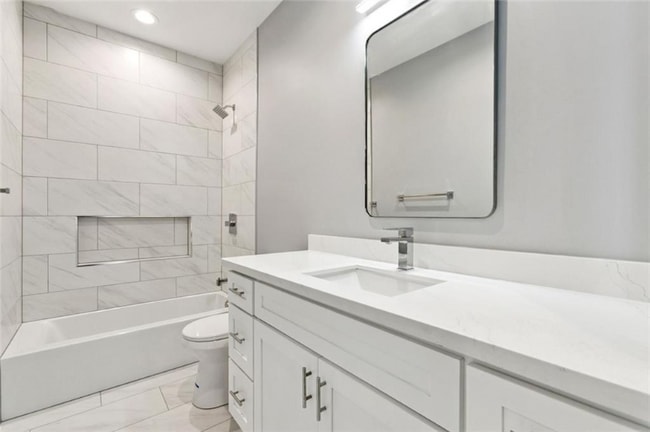 Photo - 1222-1224 St Denis St Unidad 1222