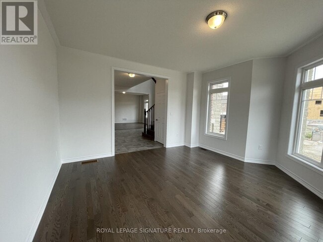 Photo - 31 Royal Fern Cres